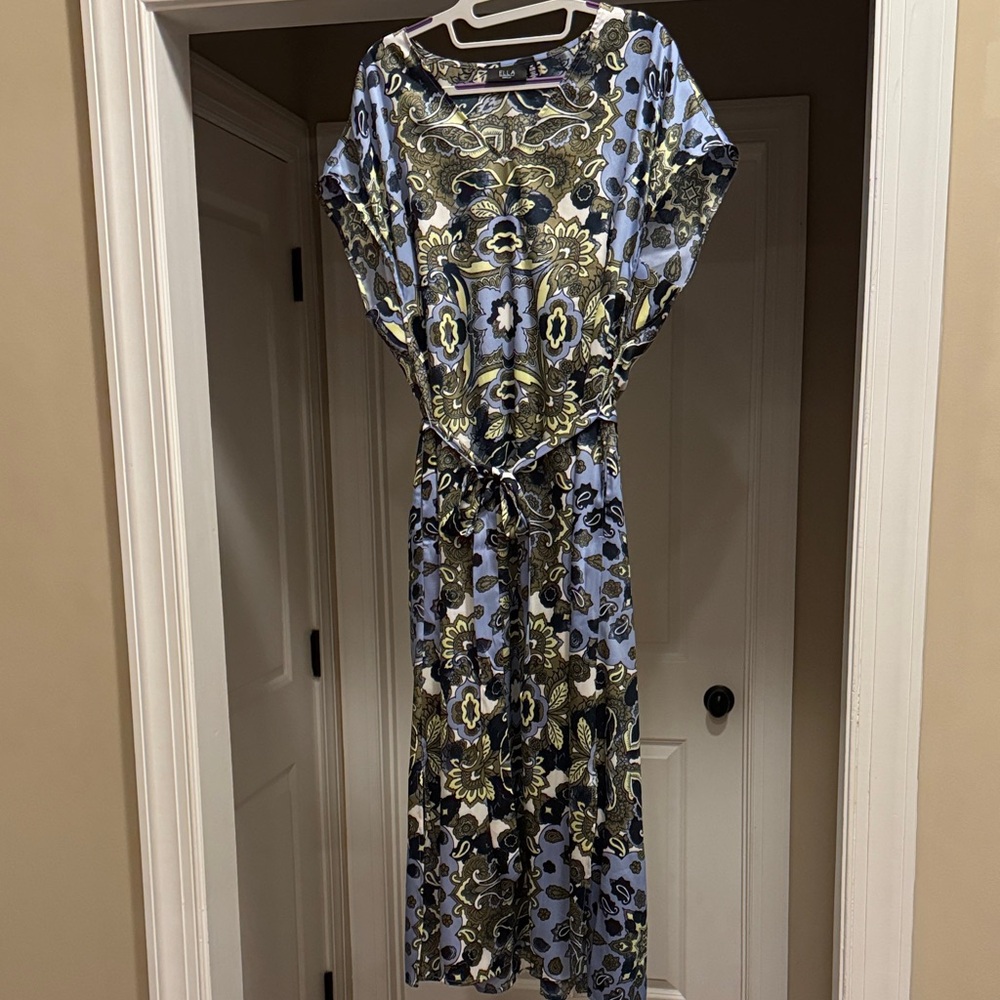 Ella by Rafaella Elegant Blue and Green Patterned V-Neck Dress